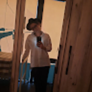 Meet your Posher, Aliya